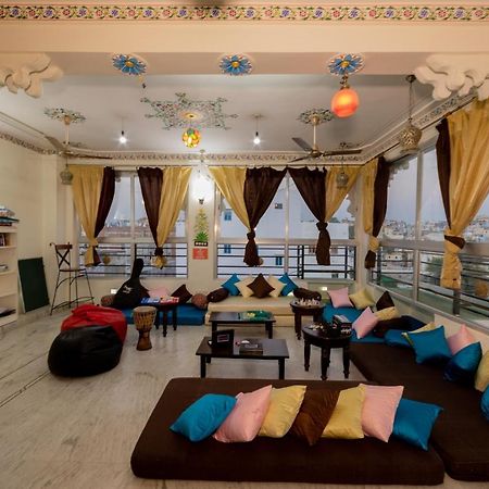 Whereabout Hostel Udaipur Ngoại thất bức ảnh
