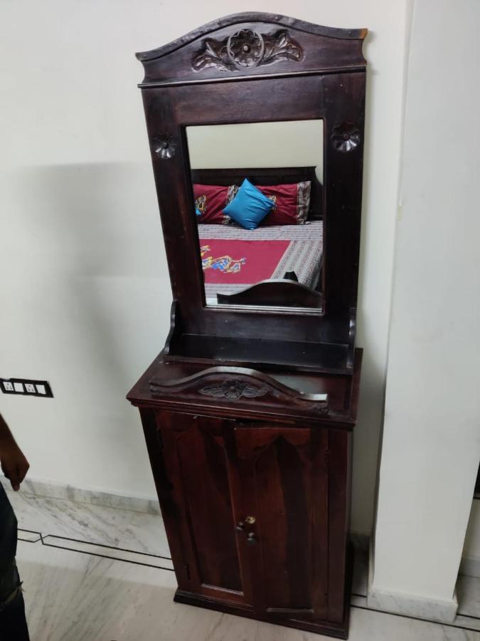 Whereabout Hostel Udaipur Ngoại thất bức ảnh