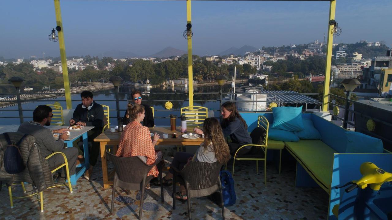 Whereabout Hostel Udaipur Ngoại thất bức ảnh