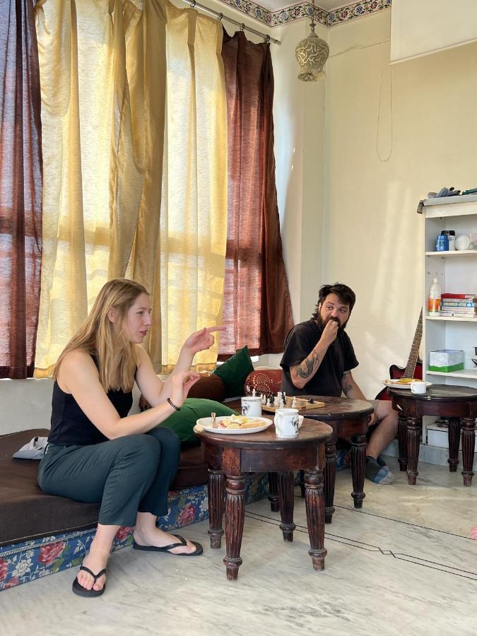 Whereabout Hostel Udaipur Ngoại thất bức ảnh
