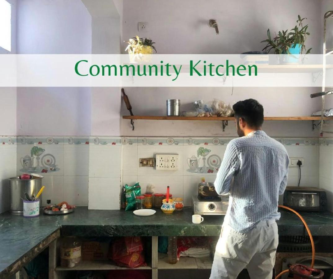 Whereabout Hostel Udaipur Ngoại thất bức ảnh
