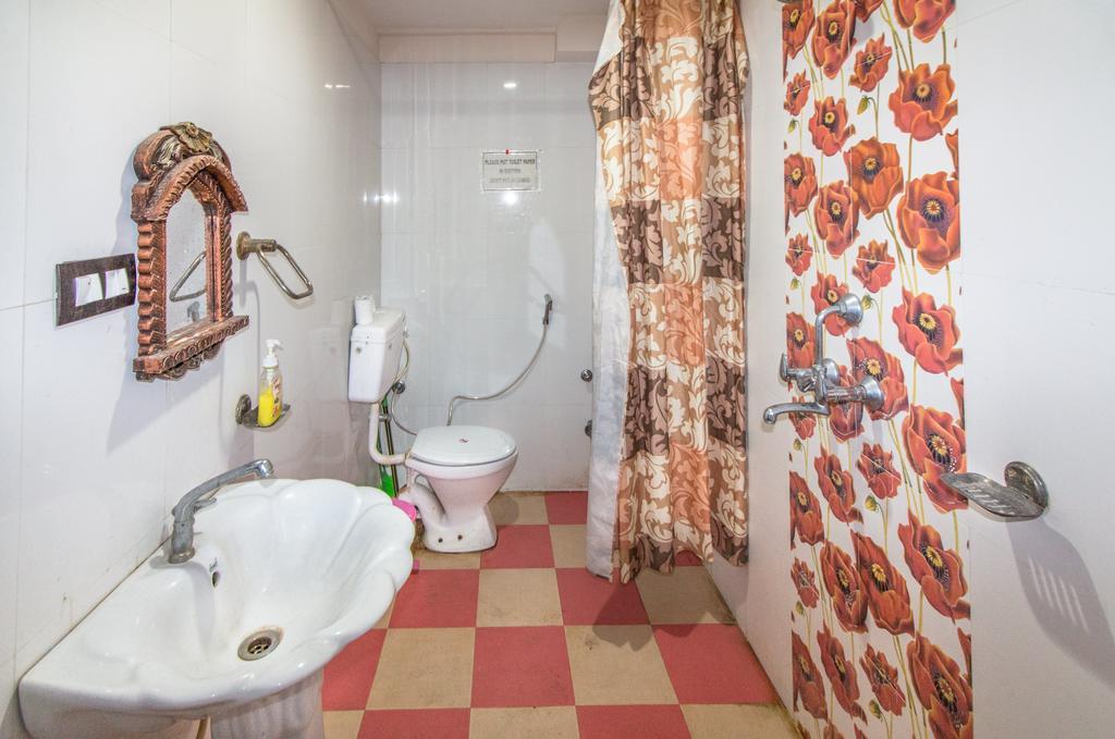 Whereabout Hostel Udaipur Ngoại thất bức ảnh